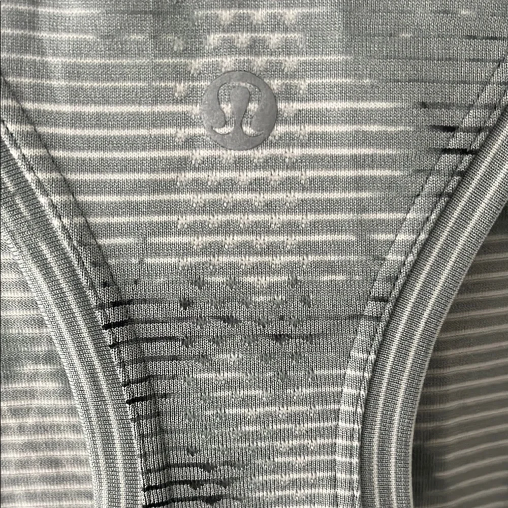 Peloton x Lululemon Gray Racerback Tank with Pink Logo Sz 4 - Picture 2 of 5